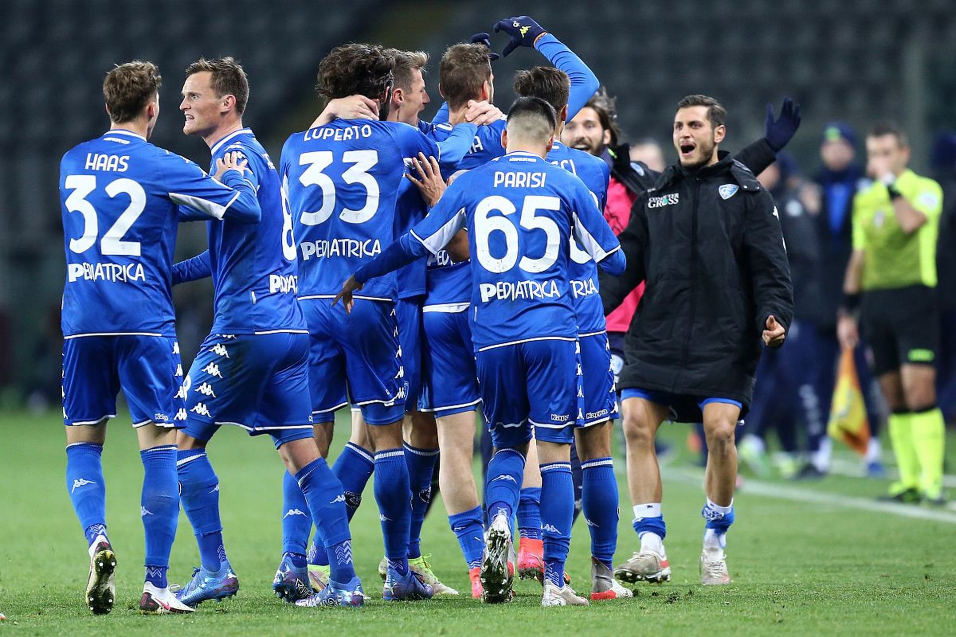 实施不仅需 实施不仅需