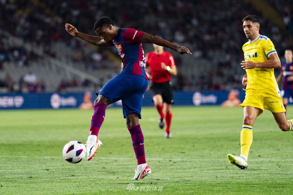 现代足球 现代足球